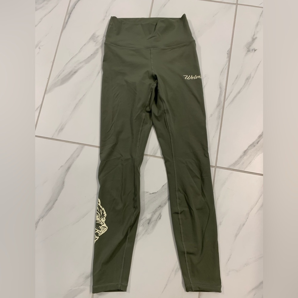 Darc Sport Olive High-Waist Leggings with Cream Side Graphic
